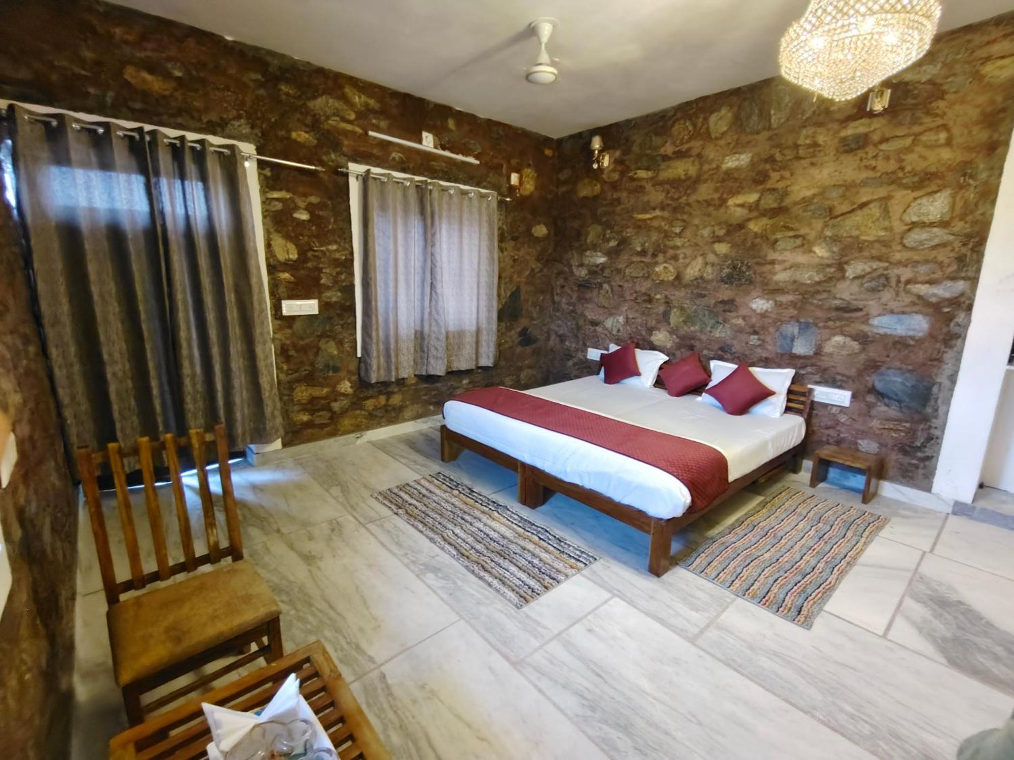 Jawai Wildlife Safari Camp Bed and Breakfast Nana Eksteriør billede